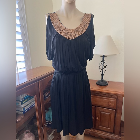 Soprano Dress - Picture 1 of 6